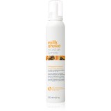 milk_shake&reg; Moisture &amp; More Whipped Cream tratament de hidratare fara clatire pentru par uscat 200 ml