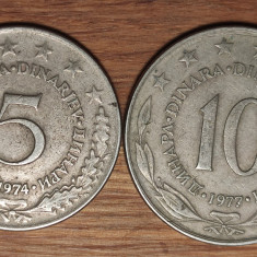 Iugoslavia - set 2 colectie 2 monede uriase - 5 + 10 dinari / dinara 1974 / 1977