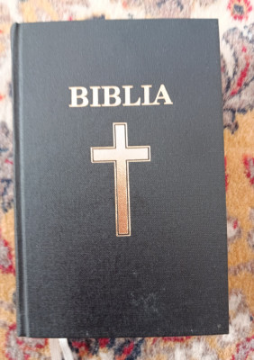 myh 526s - Biblia sau sfanta scriptura a vechiului si noului testament - 2005 foto