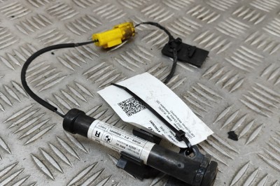 Actuator balama capota BMW i4 G26 2022 OEM: 7449430 30430297 foto