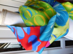 Sieger Italia , esarfa noua matase naturala premium ceas nou cadou