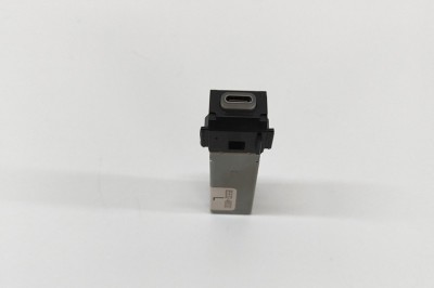USB LEXUS RX _LA1_, _LH1_ 2023 OEM: 85532-48030 30919522 foto