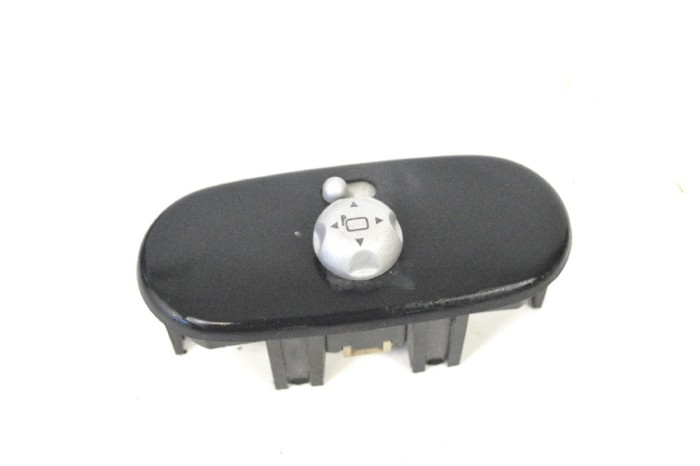Comutator MINI CABRIO R52 2006 OEM: 03216100,61316924652,6924652 11470952