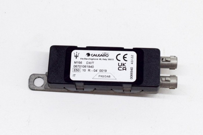 Amplificator de antena MASERATI LEVANTE SUV M161 2023 OEM: 670106194,06701061940,10R-040019 21249265