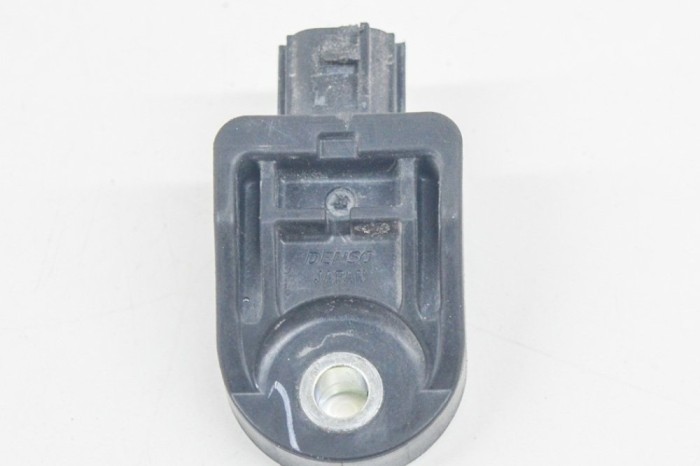 Senzor de impact st&acirc;nga față TOYOTA PRIUS _W3_ 2013 OEM: 89173-75010 12297409
