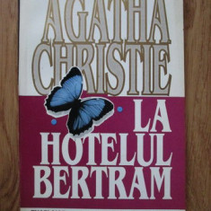 Agatha Christie - La hotelul Bertram