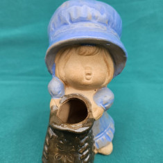 FIGURINA VINTAGE FETITA DIN CERAMICA, SUEDIA L11