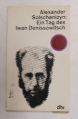 EIN TAG DES IWAN DENISSOWITSCH von ALEXANDER SOLSCHENIZYN , 1979 foto