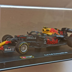 Macheta Red Bull RB16B Sergio Perez cu pilot Formula 1 2021 - Bburago 1/43 F1