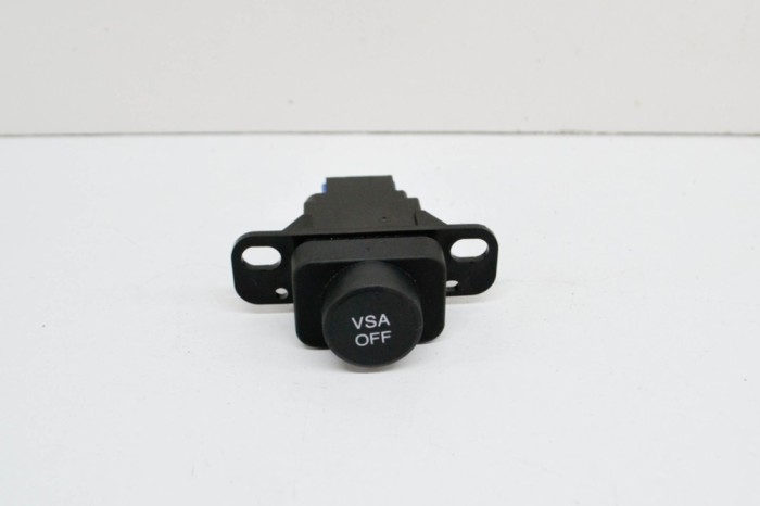 Comutator HONDA CIVIC VIII Hatchback FN, FK 2007 OEM: M30489 14717907