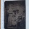Ferotip (Tintype) familie &ndash; cca 1895&ndash;1900 &ndash; format mic 6&times;9 cm &ndash; studio