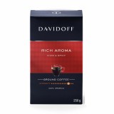 Cumpara ieftin Cafea macinata Davidoff Rich Aroma 250g, blend din America de Sud si Africa de Est, gust puternic, aroma bogata