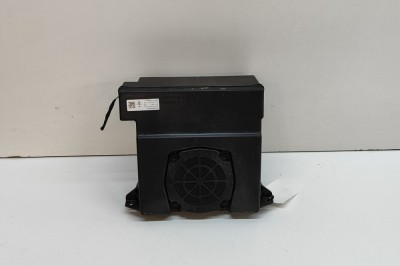 Subwoofer PORSCHE Taycan 2022 OEM: 9J1035915A | 31861131 foto
