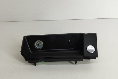 nerasta AUDI A4 Avant 8W5, B9 2018 OEM: 8W2864131B 25444069 foto
