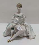 Bibelou portelan - Contesa cu evantai verde