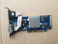 placa video AGP - pentru pc - de 128 Mb foto