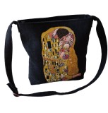 T11. Geanta de dama neagra, croita si realizata manual, pictata manual cu Sarutul lui Klimt