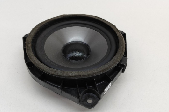 Difuzor ușă st&acirc;nga spate LEXUS GS _L1_ 2014 OEM: 86160-30E20 26305530