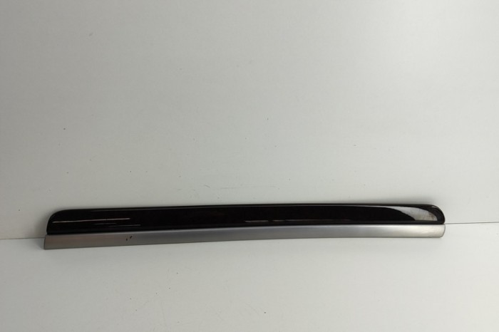 Ornament panou ușă dreapta față AUDI A8 D3 4E2, 4E8 2006 OEM: 4E0867420J 29399628
