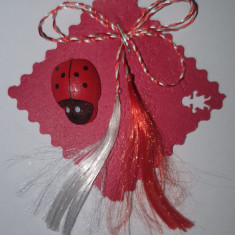 200 buc x Martisor buburuza Magica din lemn pentru copii hand made