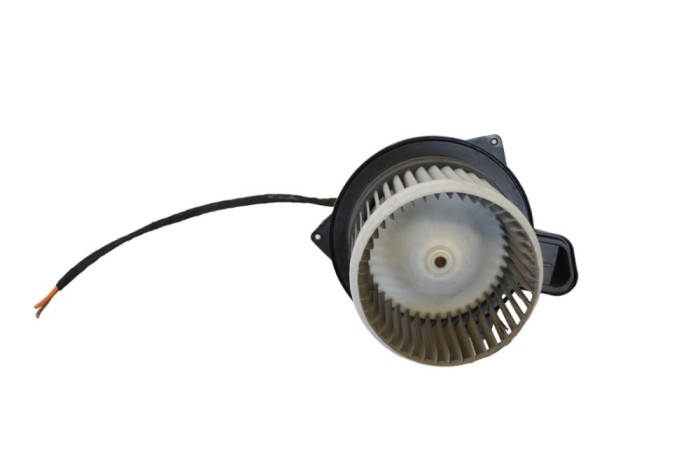 Ventilator aeroterma CHRYSLER YPSILON 2013 OEM: 98619613 25987067