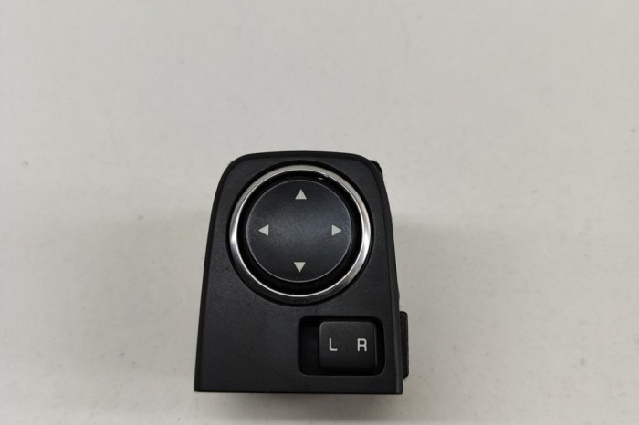 Comutator de reglare oglinda KIA XCEED CD 2020 OEM: 93530-J7200 28098851