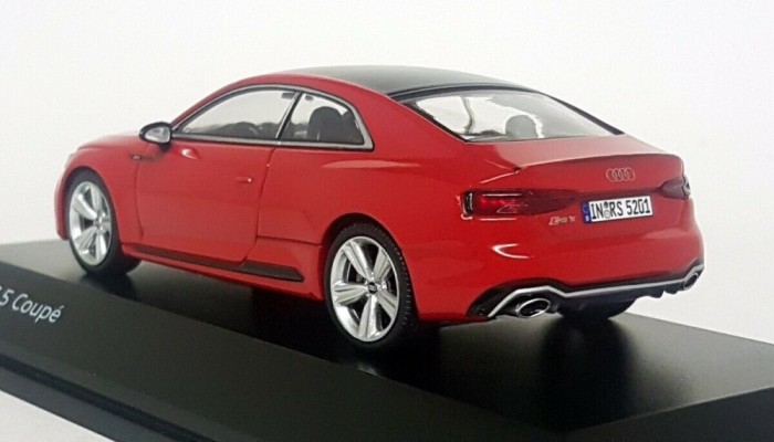 Macheta 1/43 2017 Audi RS5 Coupe, misano red Spark