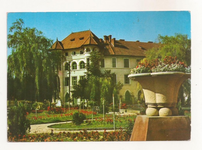 RF51 -Carte Postala- Caransebes, Liceul Nr. 1, circulata 1970