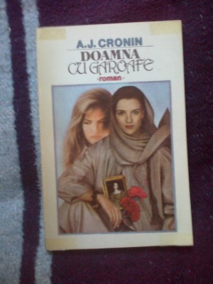 a7 Doamna cu garoafe - A.J. CRONIN foto