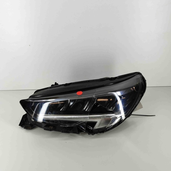 Far st&acirc;nga față OPEL CORSA F 2023 OEM: Hatchback | 28422771