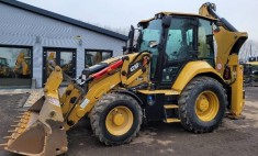 Inchiriez Buldoexcavator si Excavator