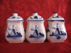 SET DOZA CONDIMENTE CERAMICA DELFT OLANDA CU DECOR MANUAL 3 BUC 10 CM