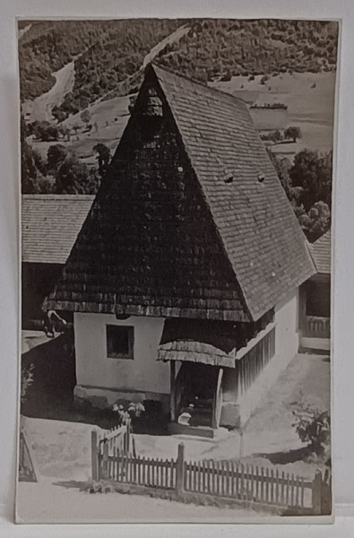 CASA IN CARE S-A NASCUT AVRAM IANCU , VIDRA , FOTO &#039; AUERFOTO &#039; BRAD , FOTOGRAFIE TIP CARTE POSTALA , ANII &#039;30