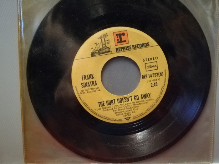 Frank Sinatra &ndash; Anytime/The Hurt ... (1975/Warner/RFG) - Vinil Single pe &#039;7/NM