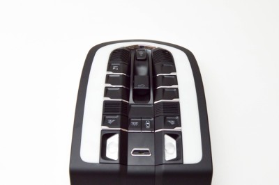 PORSCHE MACAN DKN 2019 OEM: 7PP919211E,7PP959551JC,7PP.919.211.E,7PP959728A,7PP035711A,7PP.035.711.A,7PP.919.317,7PP.959.551.JC,7PP.959.728.A,7PP91931 foto