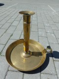 Sfeșnic de camera tip opaiț de dimensiuni mari din bronz masiv ,piesa cu o lucrătură deosebita