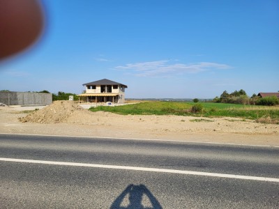 Teren de v&amp;acirc;nzare &amp;icirc;n Enosești &amp;ndash; 2500 mp, ideal pentru investiție! foto