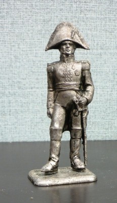 Figurina metalica 8 foto