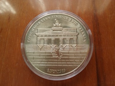 1989-Germania-9 nov.....-Ag.-21,6g-40mm- foto