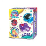 Kit creativ DIY Creeaza propriul Squish cu accesorii incluse, model spatiu cosmic, +6 ani