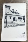 CPISTR11 Fotografie veche perioada interbelica cladire publica primarie scoala stil neo-romanesc arhitectura de colectie poza