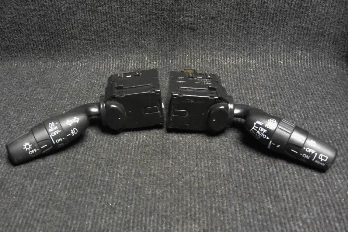 Maneta semnalizare ștergătoare HONDA CIVIC VIII Hatchback FN, FK 2008 OEM: M29843 1489004
