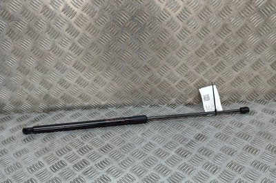 Amortizor haion st&amp;acirc;nga TOYOTA C-HR _X2_, _H2_ 2024 OEM: 68960-F4210 28244083 foto