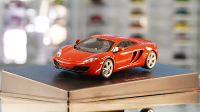 McLaren MP4-12C - AUTOart 1/43 foto