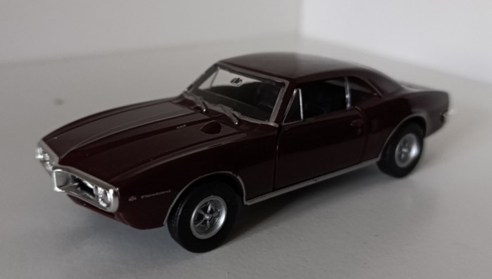 Macheta Pontiac Firebird 1967 visiniu - Welly 1/36
