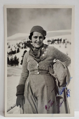 SEMNATURA LUI CATHERINE ( ECATERINA ) TITULESCU , SOTIA LUI NICOLAE TITULESCU , LA ST. MORITZ , PE FOTOGRAFIE , IANUARIE 1929 foto