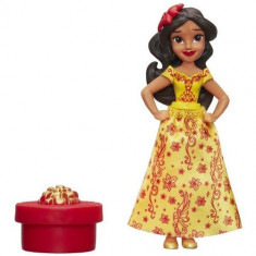 Figurina Hasbro Disney Princess Elena din Avalor in Tinuta de Craciun foto