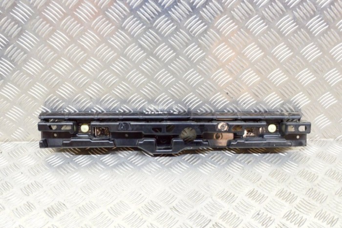 Suport prag lateral dreapta față BMW 5 G30 2017 OEM: 7387344 12121245