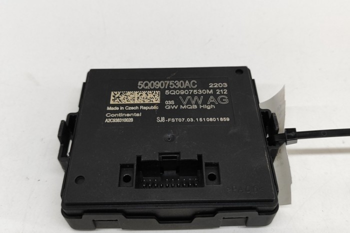 Unitate de control Gateway VW GOLF VII 5G1, BQ1, BE1, BE2 2015 OEM: 5Q0907530AC,5Q0907530M,A2C93831002B | 25302876