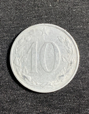Moneda Cehoslovacia 10 haleri 1953 foto
